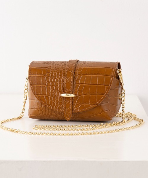 AULENTTI（オウレンティ）の「【AULENTTI】クロコ型押しレザーショルダーバッグ LB-85674-CO（ショルダーバッグ・レディース・グレイッシュベージュ/ブラック/キャメル/ベージュ・FREE）」の4枚目の写真