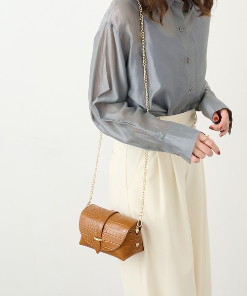 AULENTTI（オウレンティ）の「【AULENTTI】クロコ型押しレザーショルダーバッグ LB-85674-CO（ショルダーバッグ・レディース・グレイッシュベージュ/ブラック/キャメル/ベージュ・FREE）」の8枚目の写真