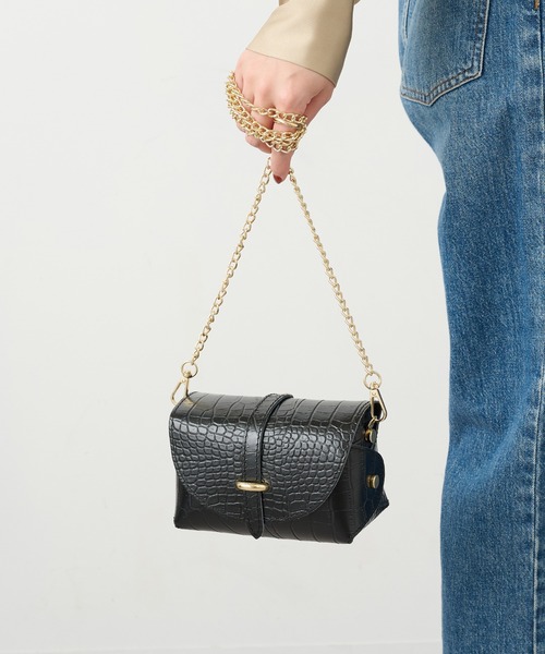 AULENTTI（オウレンティ）の「【AULENTTI】クロコ型押しレザーショルダーバッグ LB-85674-CO（ショルダーバッグ・レディース・グレイッシュベージュ/ブラック/キャメル/ベージュ・FREE）」の15枚目の写真