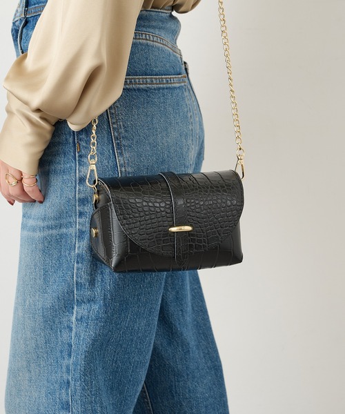 AULENTTI（オウレンティ）の「【AULENTTI】クロコ型押しレザーショルダーバッグ LB-85674-CO（ショルダーバッグ・レディース・グレイッシュベージュ/ブラック/キャメル/ベージュ・FREE）」の17枚目の写真