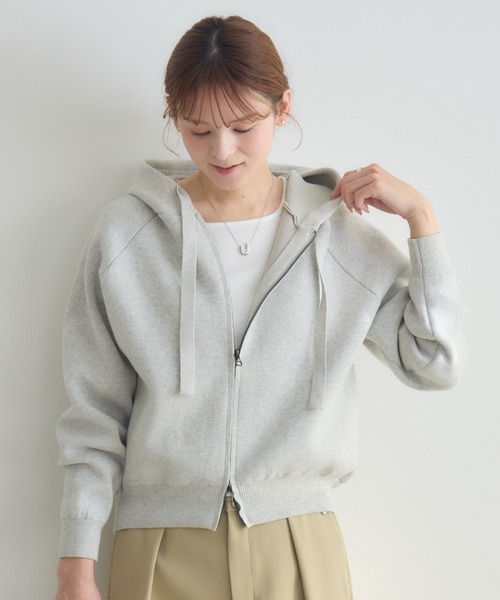 KATHARINE ROSS(キャサリンロス)の「【KATHARINE ROSS】ZIP接結ニットパーカ(ニット/セーター・レディース・ライトグレー/ライトブルー/イエロー・FREE)」の7枚目の写真