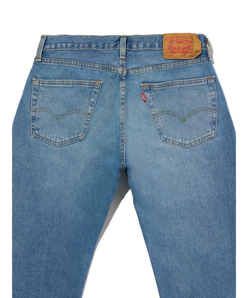 Levi's（リーバイス）の「Levi's/リーバイス 501(R) オリジナルジーンズ（デニムパンツ・メンズ・インディゴブルー・W28 L32/W29 L32/W30 L32/W31 L32/W32 L32/W33 L32/W34 L32/W36 L32）」の4枚目の写真