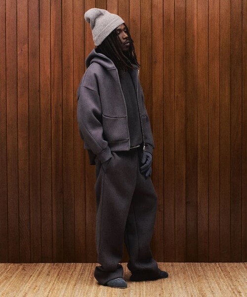 Seventh Store V2stacksブラックスウェットパンツ　M Seventh: ブラック V2 Stacks スウェットパンツ | SSENSE 日本