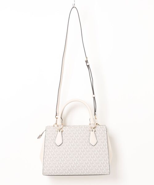 MICHAEL KORS(マイケルコース)の「MARILYN エンブリッシュ サッチェル ミディアム - MKシグネチャー(ハンドバッグ・レディース・ベージュ系その他・FREE)」の2枚目の写真