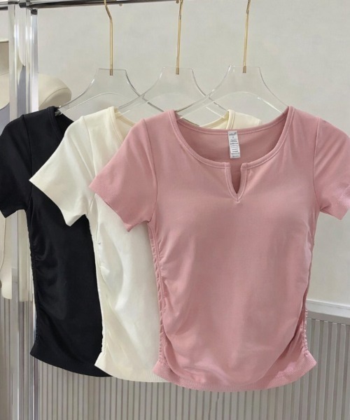 CLOTHY(クロシィ)の「【一枚でも安心して着られるカップ一体型】カップ付ヨガウェア(その他トップス・レディース・ピンク/オフホワイト/ブラック・FREE)」の16枚目の写真