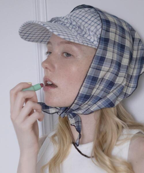 SMELLY(スメリー)の「フロントリボンチェックキャップ(キャップ・レディース・ホワイト/ブラック・-)」の9枚目の写真