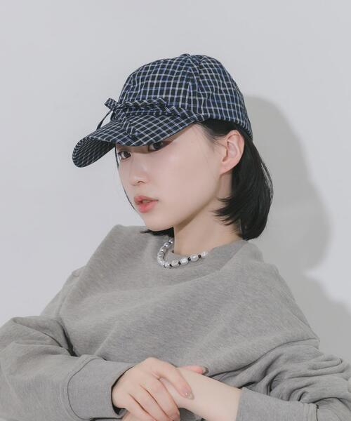 SMELLY(スメリー)の「フロントリボンチェックキャップ(キャップ・レディース・ホワイト/ブラック・-)」の13枚目の写真