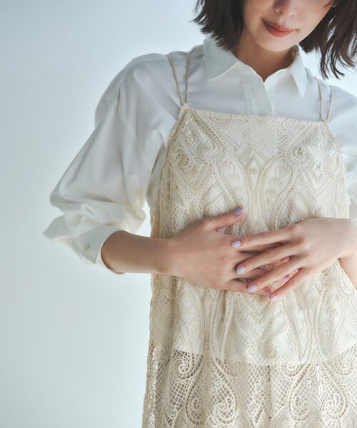 23区 S（ニジュウサンクチイサイサイズ）の「ペイズリーレース キャミソールワンピース（ワンピース・レディース・ベージュ系/ホワイト系・32）」の4枚目の写真