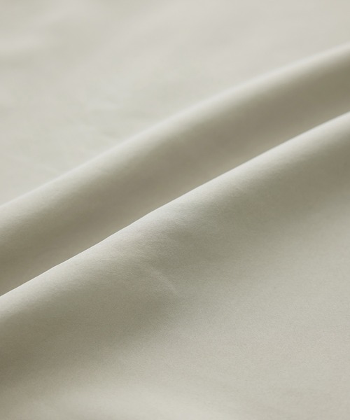 SALON adam et rope'（サロン アダム エ ロペ）の「[26SS]GENTLE SILK ハーフスリーブプルオーバー（Tシャツ/カットソー・レディース・ベージュ系その他/ブラック・FREE）」の20枚目の写真