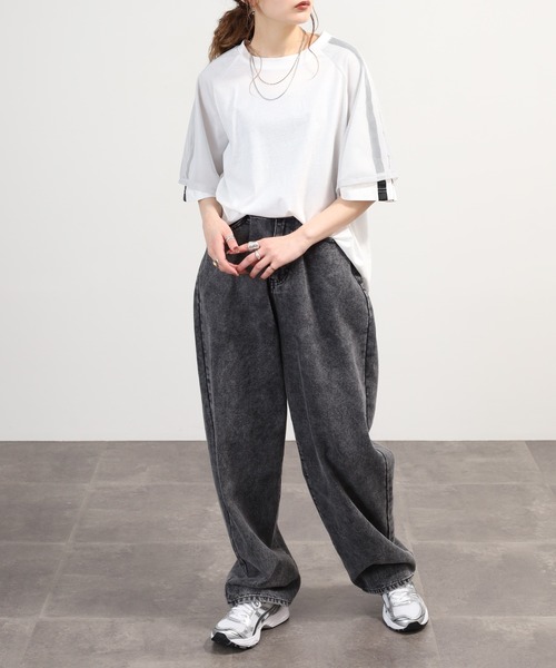 EGLANTINE(エグランティーヌ)の「EGLANTINE チュール使い半袖ラインカットソー(Tシャツ/カットソー・レディース・ネイビー/ブラック/オフホワイト・40)」の9枚目の写真