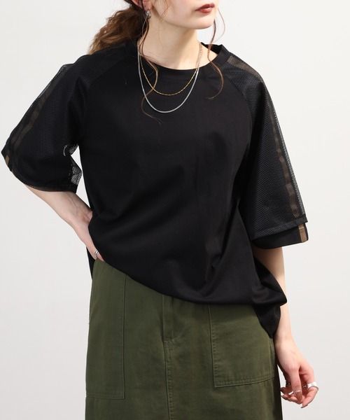 EGLANTINE(エグランティーヌ)の「EGLANTINE チュール使い半袖ラインカットソー(Tシャツ/カットソー・レディース・ネイビー/ブラック/オフホワイト・40)」の12枚目の写真