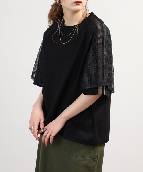 EGLANTINE(エグランティーヌ)の「EGLANTINE チュール使い半袖ラインカットソー(Tシャツ/カットソー・レディース・ネイビー/ブラック/オフホワイト・40)」の14枚目の写真
