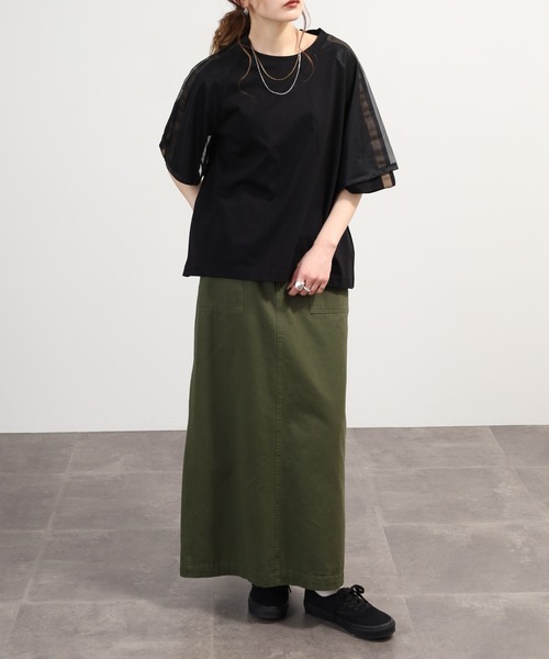 EGLANTINE(エグランティーヌ)の「EGLANTINE チュール使い半袖ラインカットソー(Tシャツ/カットソー・レディース・ネイビー/ブラック/オフホワイト・40)」の16枚目の写真
