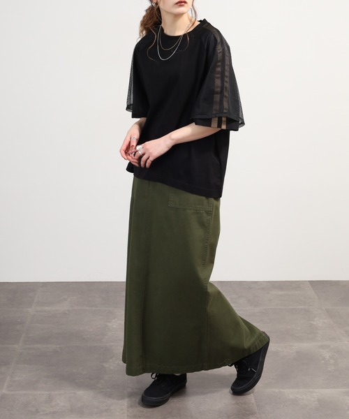 EGLANTINE(エグランティーヌ)の「EGLANTINE チュール使い半袖ラインカットソー(Tシャツ/カットソー・レディース・ネイビー/ブラック/オフホワイト・40)」の17枚目の写真