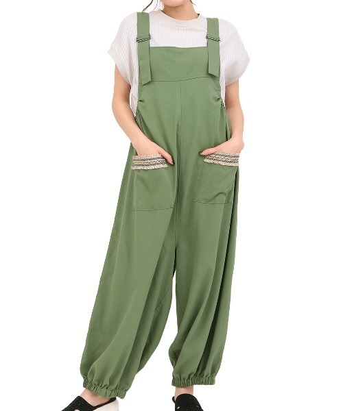 チチカカ（チチカカ）の「Orale! サルエル風サロペットパンツ（サロペット/オーバーオール・レディース・ブラック/カーキ/ライトブルー・FREE）」の8枚目の写真