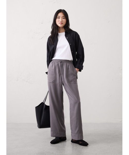BANANA REPUBLIC FACTORY STORE(バナナリパブリック ファクトリーストア)の「BANANA REPUBLIC FACTORY STORE 日本限定 テンセル イージー ストレートパンツ(その他パンツ・レディース・グレー/ネイビー/ブラック/ベージュ・M/S/L/XS)」の8枚目の写真