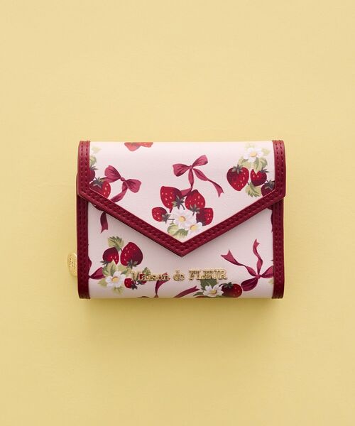 Shirono　Maison de FLEUR 財布いちご柄 いちご柄ウォレット（財布）｜Maison de FLEUR（メゾンドフルール）の