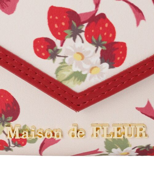 Shirono　Maison de FLEUR 財布いちご柄 いちご柄ウォレット（財布）｜Maison de FLEUR（メゾンドフルール）の