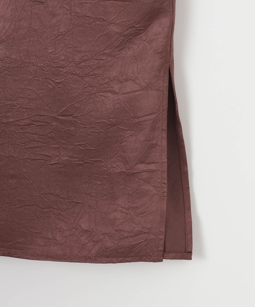 LEPSIM(レプシィム)の「皺サテンスクエアキャミ 664765(キャミソール・レディース・アイボリー/ブラウン/ドット・FREE)」の12枚目の写真