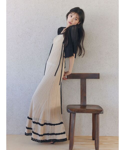 LAGUNAMOON（ラグナムーン）の「ノースリレースニットワンピース（ワンピース・レディース・ベージュ/レッド・SMALL/MEDIUM）」の7枚目の写真