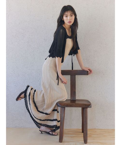 LAGUNAMOON（ラグナムーン）の「ノースリレースニットワンピース（ワンピース・レディース・ベージュ/レッド・SMALL/MEDIUM）」の8枚目の写真