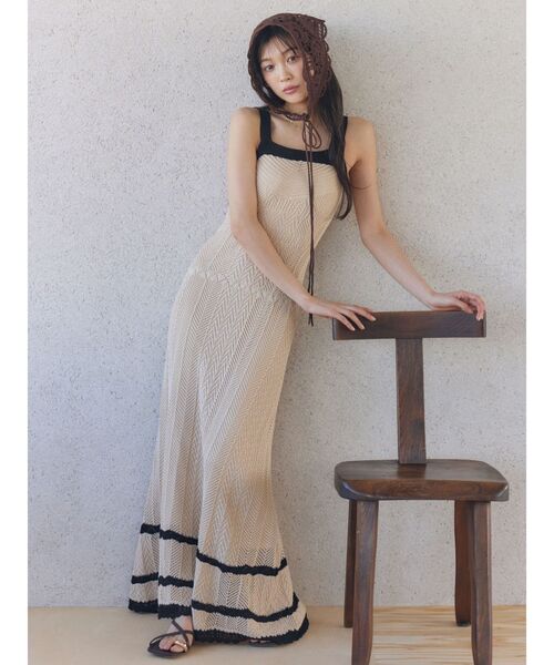 LAGUNAMOON（ラグナムーン）の「ノースリレースニットワンピース（ワンピース・レディース・ベージュ/レッド・SMALL/MEDIUM）」の9枚目の写真