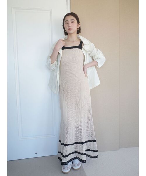 LAGUNAMOON（ラグナムーン）の「ノースリレースニットワンピース（ワンピース・レディース・ベージュ/レッド・SMALL/MEDIUM）」の12枚目の写真