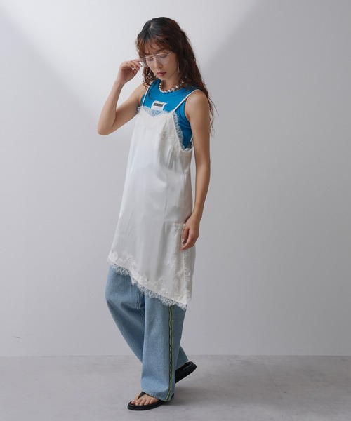 bohmal（ボマール）の「サテンレースアシメキャミ（キャミソール・レディース・アイボリー/ブラック・FREE）」の4枚目の写真