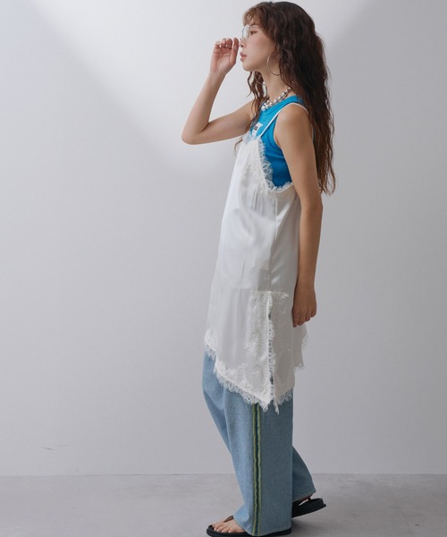 bohmal（ボマール）の「サテンレースアシメキャミ（キャミソール・レディース・アイボリー/ブラック・FREE）」の5枚目の写真