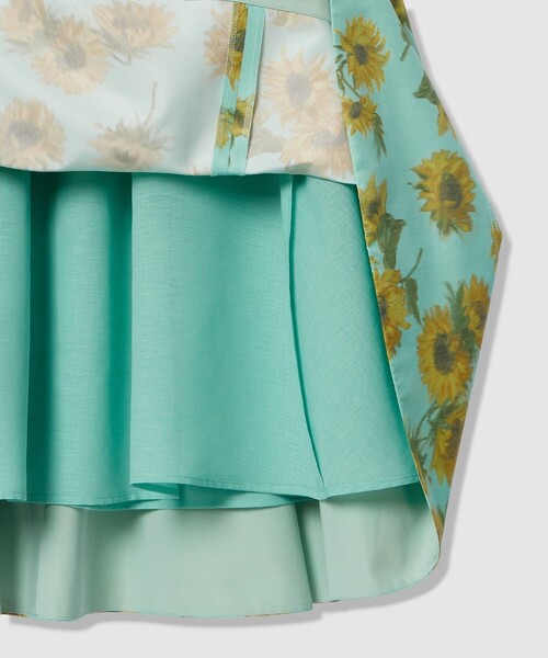 LOULOU WILLOUGHBY（ルルウィルビー）の「WEB 一部店舗限定【LOULOU WILLOUGHBY】サンフラワープリントギャザースカート（スカート・レディース・ブラック系その他/グリーン系その他・1/2）」の6枚目の写真