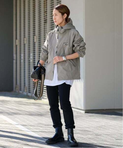 FRAMeWORK（フレームワーク）の「≪WEB限定 / 追加≫ALTUS/アルタス 別注W ZIPマウンテンパーカー 3（マウンテンパーカー・レディース・スミクロ/ウッド/ホワイト・FREE）」の4枚目の写真