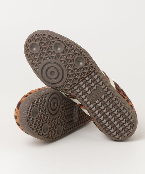 adidas Originals(アディダスオリジナルス)の「SAMBA OG W(スニーカー・レディース・アニマル・22.5cm/24.5cm/23.0cm)」の3枚目の写真