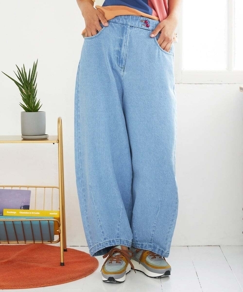 Jocomomola（ホコモモラ）の「Superposicion カーブシルエットデニムパンツ（デニムパンツ・レディース・ネイビー/ダークインディゴブルー・42/40）」の3枚目の写真