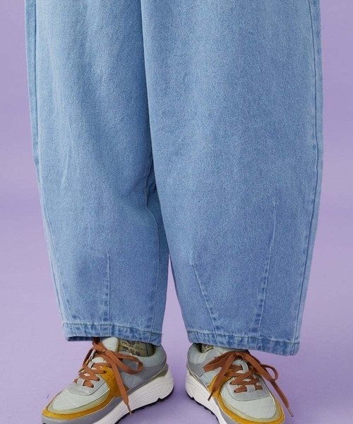 Jocomomola（ホコモモラ）の「Superposicion カーブシルエットデニムパンツ（デニムパンツ・レディース・ネイビー/ダークインディゴブルー・42/40）」の18枚目の写真