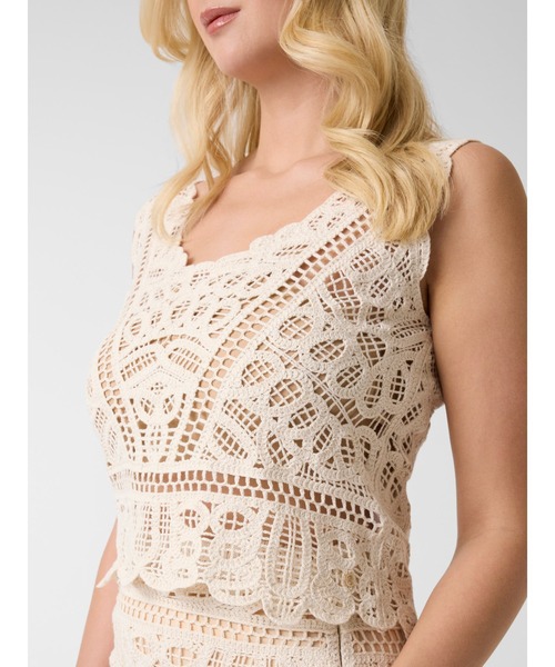 Guess(ゲス)の「OCTAVIA Tank Sweater タンクトップ(タンクトップ・レディース・クリーム/ブラック・SMALL/X-SMALL/LARGE/MEDIUM)」の4枚目の写真