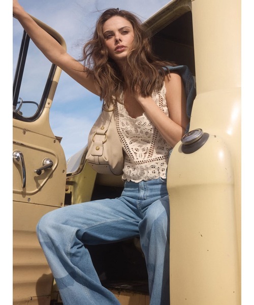 Guess(ゲス)の「OCTAVIA Tank Sweater タンクトップ(タンクトップ・レディース・クリーム/ブラック・SMALL/X-SMALL/LARGE/MEDIUM)」の15枚目の写真