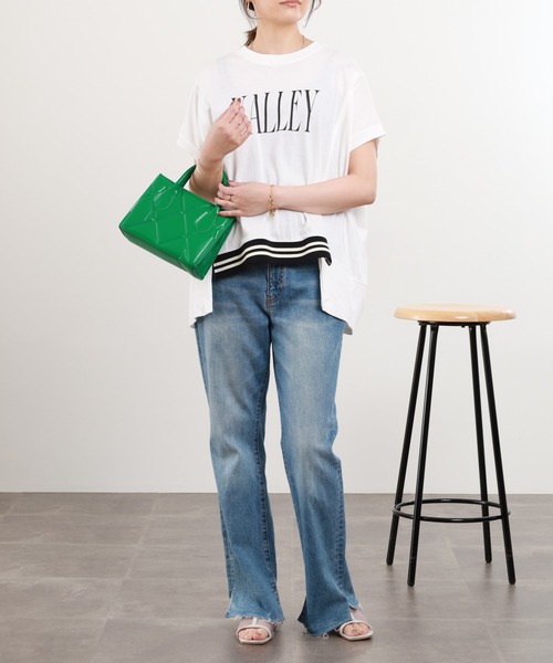 EGLANTINE(エグランティーヌ)の「EGLANTINE ドルマンスリーブロゴカットソー 半袖(Tシャツ/カットソー・レディース・グレイッシュベージュ/オフホワイト/チャコールグレー・38)」の17枚目の写真