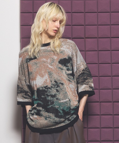 MAISON SPECIAL(メゾンスペシャル)の「《UNISEX》Abstract Jacquard Prime-Over Knit T-shirt/アブストラクトジャガードプライムオーバーニットTシャツ【MAISON SPECIAL/メゾンスペシャル】(Tシャツ/カットソー・メンズ・ブルー/ブラック/ベージュ・0/1/2)」の2枚目の写真