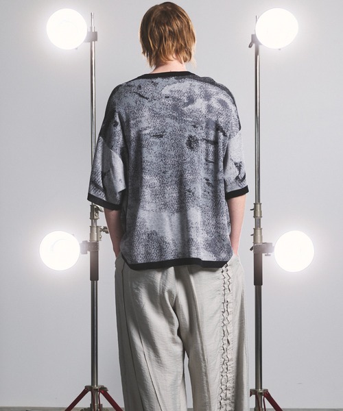 MAISON SPECIAL(メゾンスペシャル)の「《UNISEX》Abstract Jacquard Prime-Over Knit T-shirt/アブストラクトジャガードプライムオーバーニットTシャツ【MAISON SPECIAL/メゾンスペシャル】(Tシャツ/カットソー・メンズ・ブルー/ブラック/ベージュ・0/1/2)」の22枚目の写真