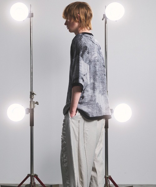 MAISON SPECIAL(メゾンスペシャル)の「《UNISEX》Abstract Jacquard Prime-Over Knit T-shirt/アブストラクトジャガードプライムオーバーニットTシャツ【MAISON SPECIAL/メゾンスペシャル】(Tシャツ/カットソー・メンズ・ブルー/ブラック/ベージュ・0/1/2)」の21枚目の写真