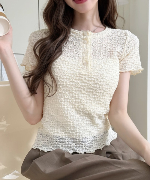 Ada.(エイダ)の「エンボス メロー ヘンリー ネック カットソー(Tシャツ/カットソー・レディース・ホワイト/イエロー/ブルー・FREE)」の8枚目の写真