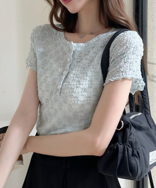 Ada.(エイダ)の「エンボス メロー ヘンリー ネック カットソー(Tシャツ/カットソー・レディース・ホワイト/イエロー/ブルー・FREE)」の12枚目の写真