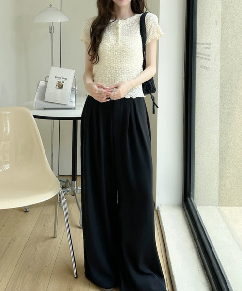 Ada.(エイダ)の「エンボス メロー ヘンリー ネック カットソー(Tシャツ/カットソー・レディース・ホワイト/イエロー/ブルー・FREE)」の19枚目の写真