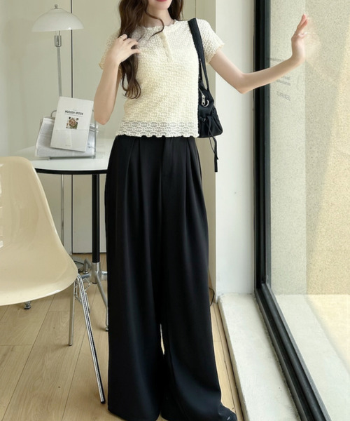 Ada.(エイダ)の「エンボス メロー ヘンリー ネック カットソー(Tシャツ/カットソー・レディース・ホワイト/イエロー/ブルー・FREE)」の4枚目の写真