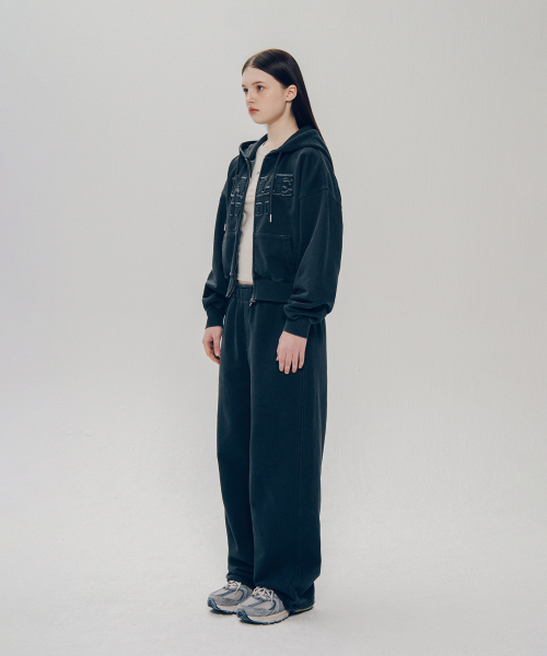 YALE(イェール)の「ピグメントアプリケフードジップアップ_チャコール(パーカー・レディース・その他・LARGE/X-LARGE/SMALL/MEDIUM)」の19枚目の写真