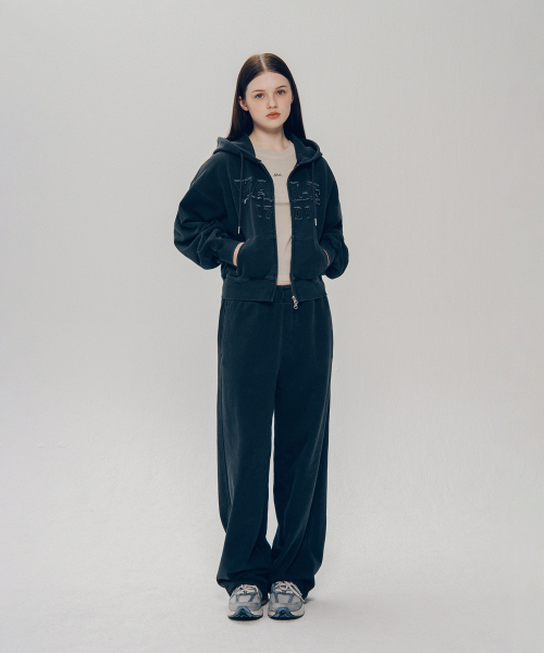 YALE(イェール)の「ピグメントアプリケフードジップアップ_チャコール(パーカー・レディース・その他・LARGE/X-LARGE/SMALL/MEDIUM)」の14枚目の写真