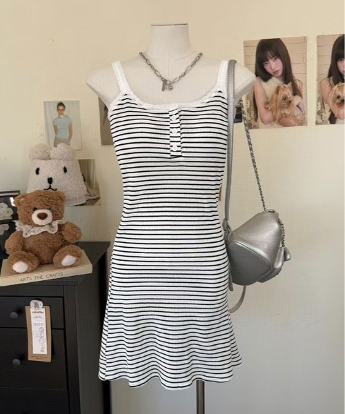 kirakiraShop(キラキラショップ)の「カップ付き リブ キャミソール ワンピース(ワンピース・レディース・ホワイト/ホワイト系その他/ブラック/グレー系その他/ブラック系その他・FREE)」の10枚目の写真