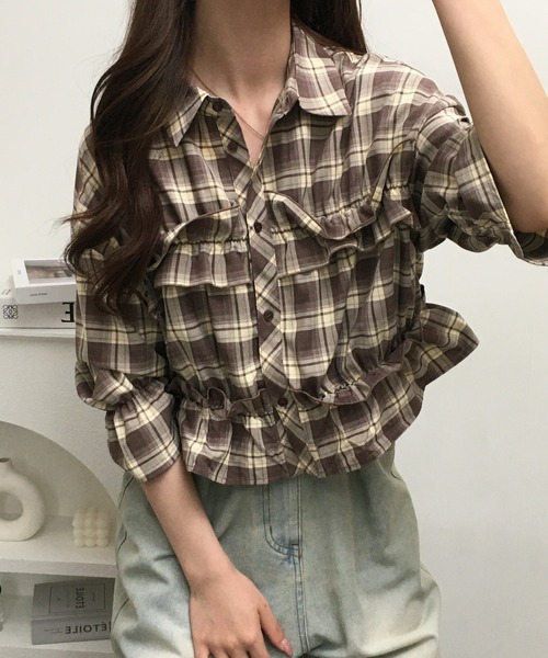 Ree&Mee(リーアンドミー)の「Ree&Mee 七分袖 パフスリーブ チェック フリル ショート丈 ブラウス(シャツ/ブラウス・レディース・ベージュ/ブラウン/サックスブルー/ブラック・M/L)」の20枚目の写真