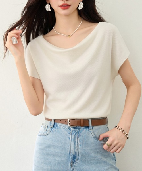 AMAJI(アマジ)の「ドレープネック 半袖 ニットトップス(ニット/セーター・レディース・ホワイト・X-LARGE/LARGE/MEDIUM/SMALL)」の3枚目の写真