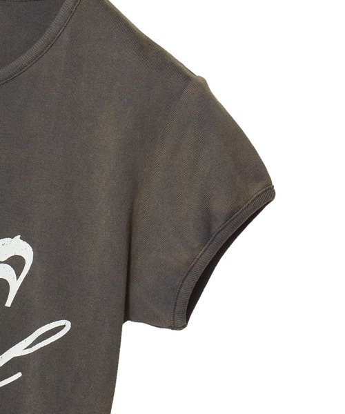 X-girl(エックスガール)の「FADED VICTORIAN FACE S/S BABY TEE(Tシャツ/カットソー・レディース・オフホワイト/チャコール・S/M)」の10枚目の写真
